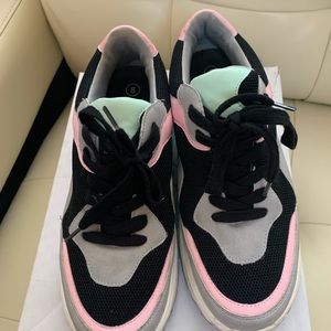 Sneakers pink mint green black
